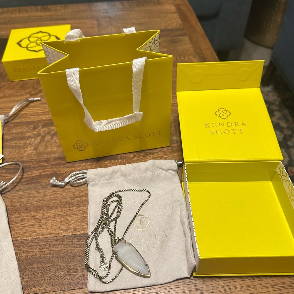Kendra Scott Silver Necklace with White Pendant
